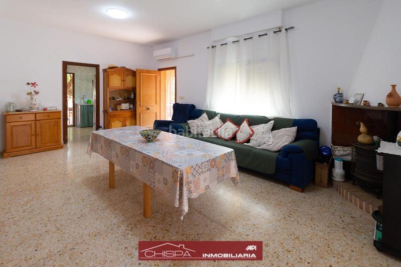 Foto e1257201-74bd-40e6-86f3-e5e047c41fbb. Chalet con parcheggio piscina in Albalat dels Tarongers