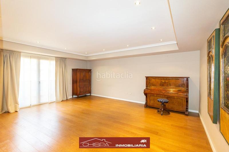 Foto 5535de2f-fcd2-47d3-9b43-2b70019867fd. Pis amb calefacció aparcament a Mestalla Valencia