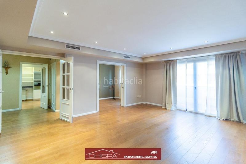 Foto 8b589d59-bff5-4623-bbff-b6f0752941ab. Pis amb calefacció aparcament a Mestalla Valencia