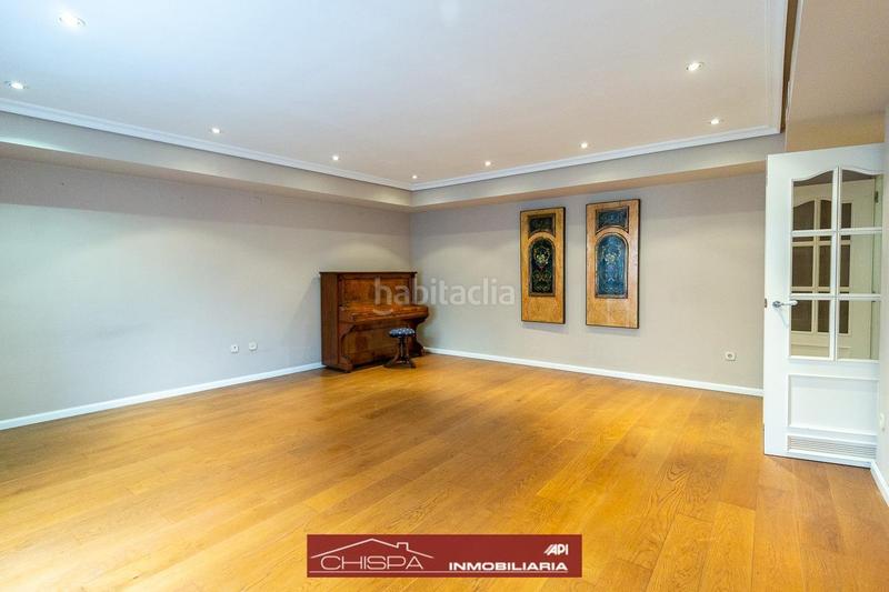 Foto b036bfe6-face-4f9e-a91c-ac35c9056043. Pis amb calefacció aparcament a Mestalla Valencia