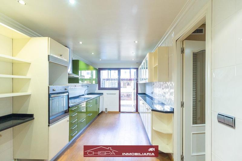 Foto b25cffa0-2c0f-47f4-9804-19cbcb29b763. Pis amb calefacció aparcament a Mestalla Valencia