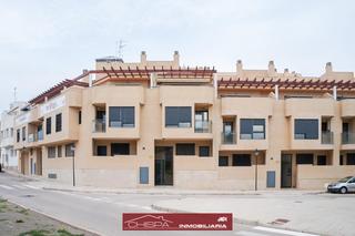 Pis a Casco Urbano. Cómodo piso de tres habitaciones