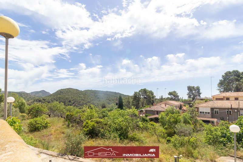 Foto ac7ad60a-88ff-4024-9e3d-4c33cf72cff6. Xalet amb piscina a Serra