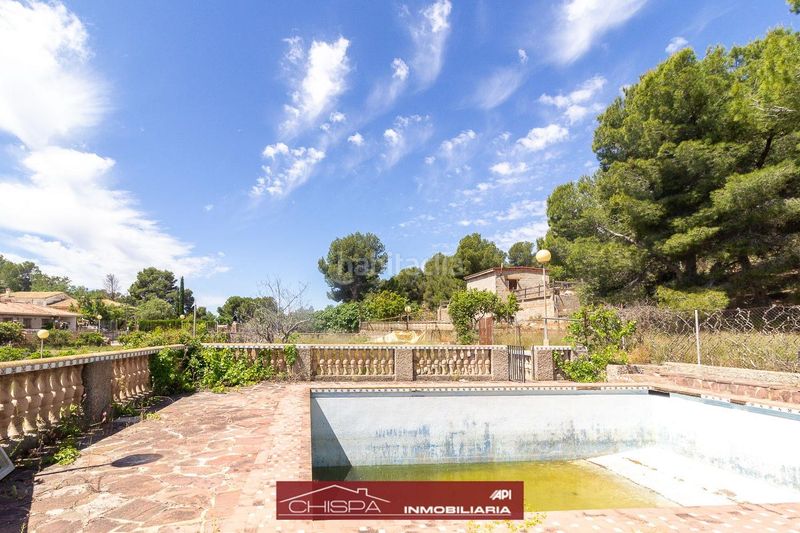 Foto e5477307-3787-4f67-b827-f7173bc8b780. Xalet amb piscina a Serra