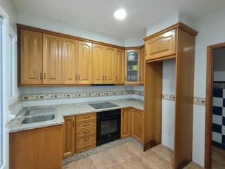 Casa en Centro. Oropesa del marcasa