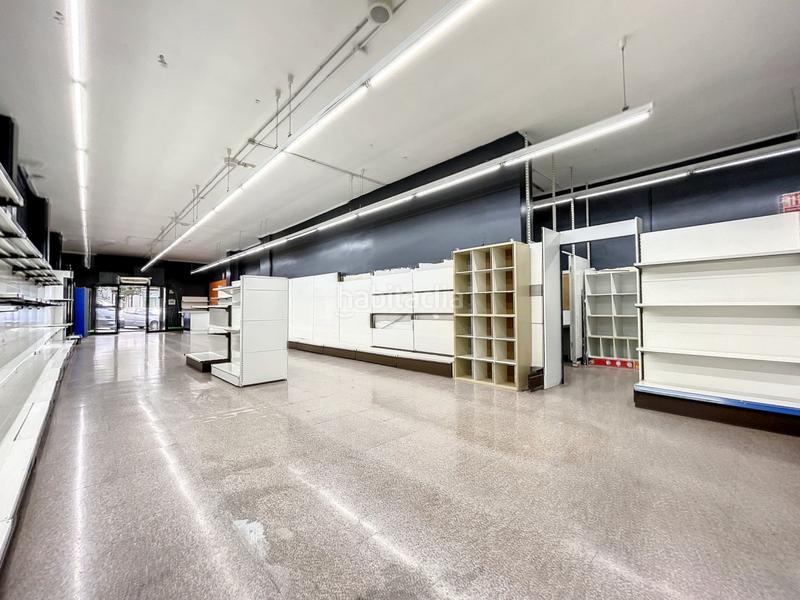 Foto 7dbe7d4e-a1c8-4182-aca4-8a15cbe51048. Rent business premise in Onil