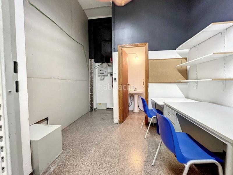 Foto c253f521-5226-4dc3-be25-8ca7f0459c42. Rent business premise in Onil