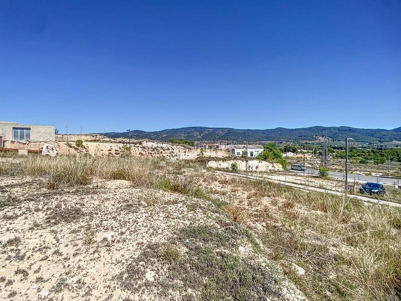 Foto abf06589-c868-42b7-bccf-62afecfceb40. Terrain résidentiel dans Ibi