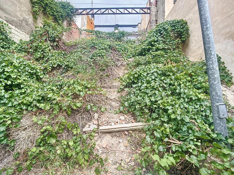 Foto ab6bb532-e735-4471-83c1-3a36fff74e4c. Terreny residencial a Centre-Zona Alta Alcoi