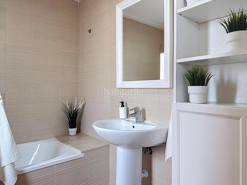 Foto 60479053-3130-4fd3-b433-40ff3013ac02. Casa a schiera con riscaldamento parcheggio in Onil