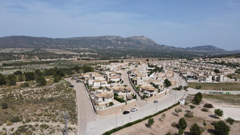 Foto db137619-f1e4-4f80-accf-1bbb7e18a6fd. Fondo rustico in Castalla