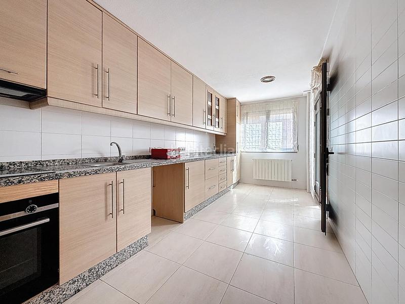 Foto 752593aa-416c-4783-9586-3b883fff6e24. Casa adossada amb calefacció aparcament a Onil