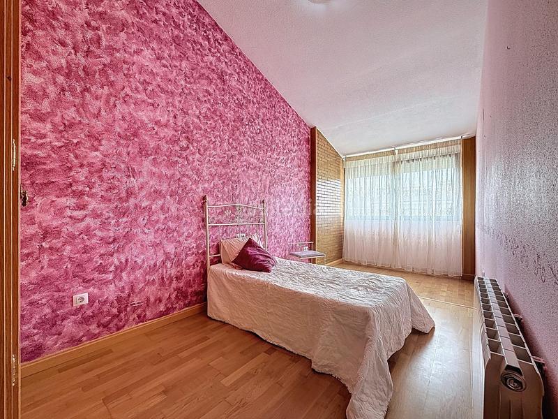 Foto db40c070-ce0f-4f37-80e1-e49d5b981906. Casa adossada amb calefacció aparcament a Onil