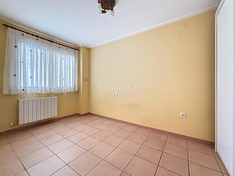 Foto f48e2a22-504a-4d24-aa05-6f59e9c6e8ee. Casa adossada amb calefacció aparcament a Onil