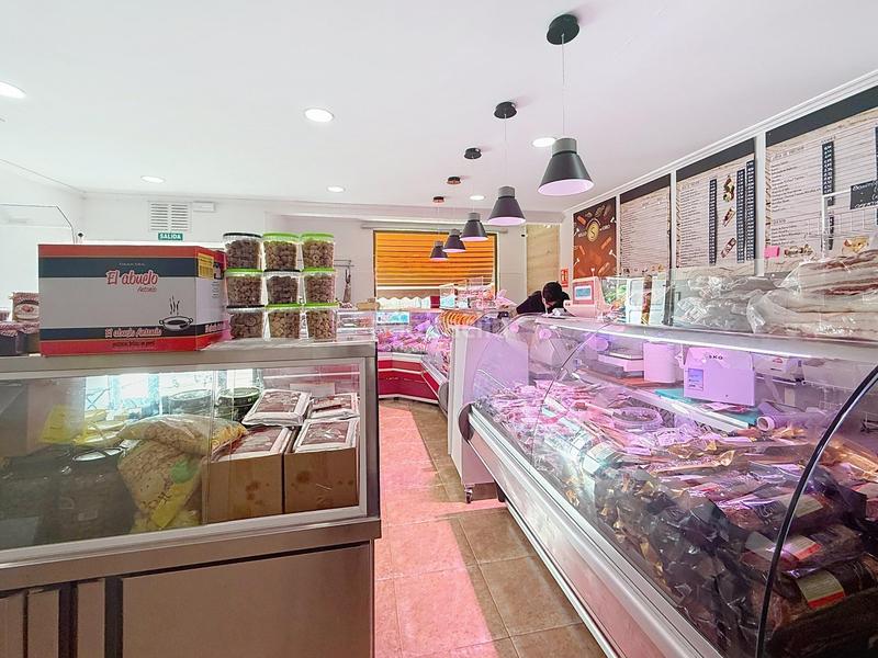 Foto c88d84c4-7420-4460-afb8-973b95e289be. Business premise in calle de la virgen del puig 19 in Alicante