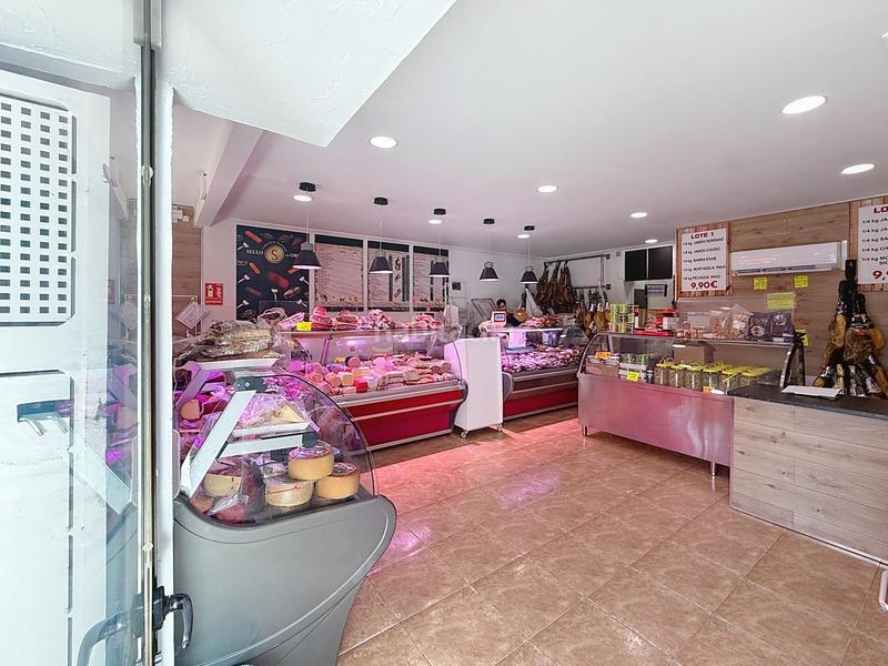 Foto 6ac058f9-6af3-4756-97f1-097cfdd25b93. Lloguer local comercial a calle de la virgen del puig 19 a Alicante