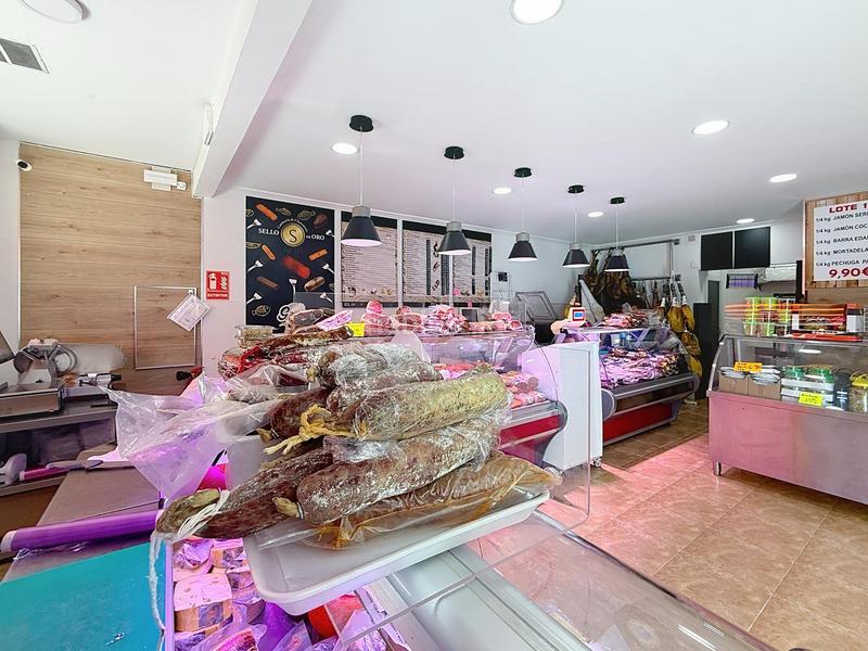 Foto 924a0e41-0925-4ea6-aca8-5ee49d9a552b. Lloguer local comercial a calle de la virgen del puig 19 a Alicante