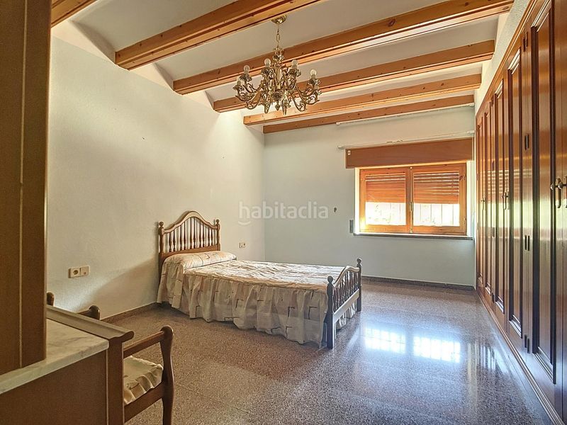 Foto a1b0b9c4-9ab8-40d3-9e4c-54fb53e4947c. Masia amb aparcament a Tibi