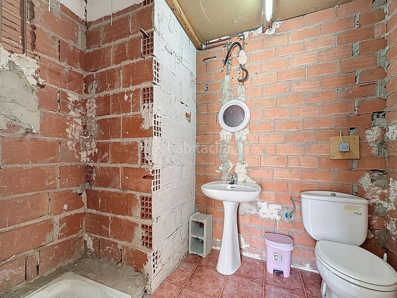 Foto 0706d73a-d231-45aa-bef0-e49ec24bb9e7. Local comercial a Onil