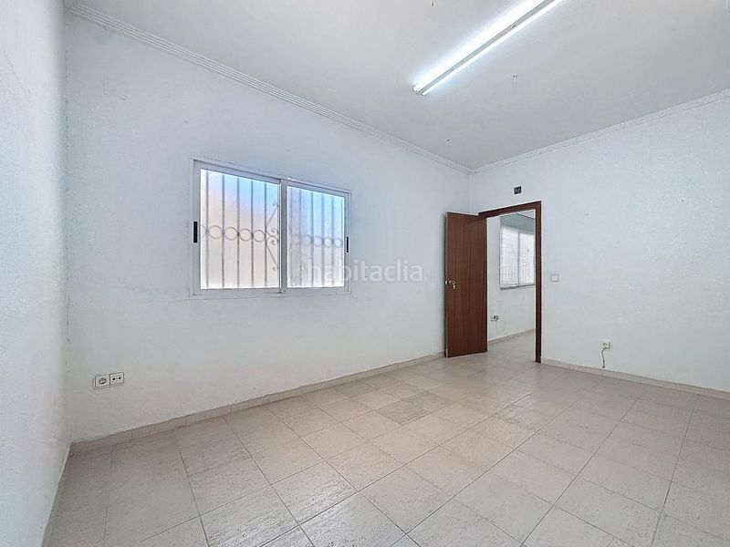 Foto 8799a964-2d52-4f2c-9696-b2eeeb3d8276. Local comercial a Onil