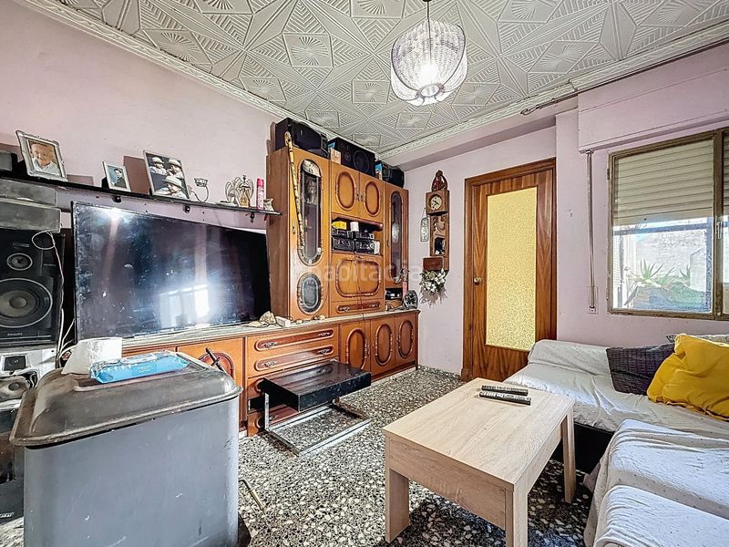 Foto 3c405178-8d8c-4569-aab0-53367229e21f. Casa amb aparcament a Ibi