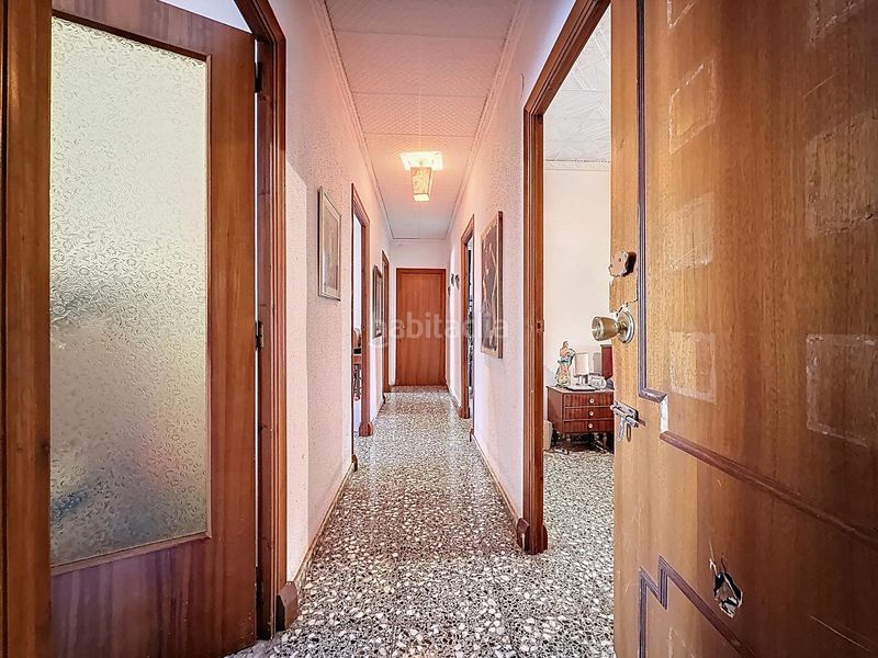 Foto 70e8e2a5-9caa-4c23-b681-80db4bfe398b. Casa amb aparcament a Ibi