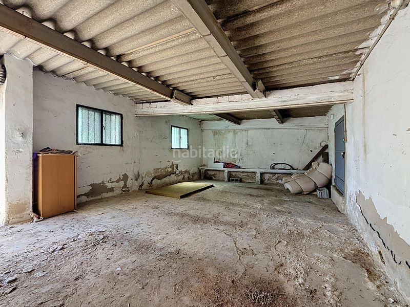 Foto b4c45729-fa7d-44ff-b0ad-db425a5cc38b. Casa a Onil