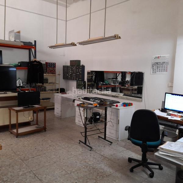 Foto 875748fd-fb31-48ea-a334-3ec3e31bc5db. Local comercial  en zona avenida de la libertad en Elche / Elx