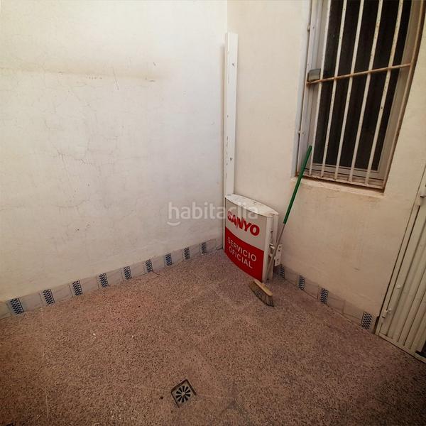 Foto f7143ee9-8fb8-427c-9989-9eaf35cf1ba2. Local comercial  en zona avenida de la libertad en Elche / Elx