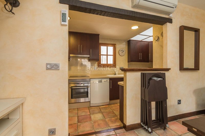 Foto 4f99dd8a-1d77-4ea3-954b-343aecc79228. Affitto casa con riscaldamento parcheggio piscina in Santa Pola