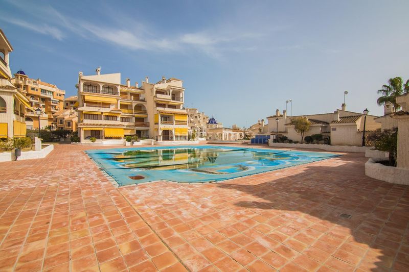 Foto dc0441c8-67d7-4729-ab98-6990ce426e57. Affitto casa con riscaldamento parcheggio piscina in Santa Pola