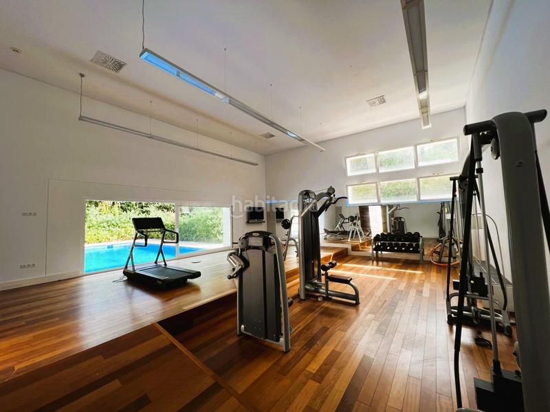 Foto 82ef983d-3a10-449f-b36e-2783c7c3b22d. Chalet mit heizung parking pool in Las Rotas / Les Rotes Dénia