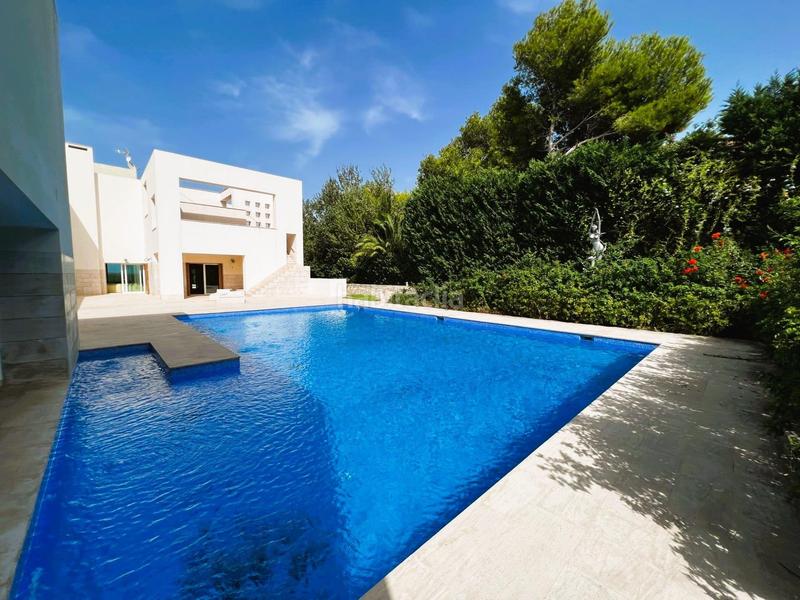 Foto a69cee47-a12c-4ee4-b5c2-71a18fc8a3b3. Chalet mit heizung parking pool in Las Rotas / Les Rotes Dénia