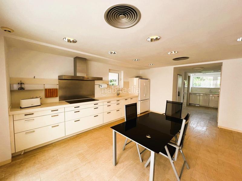 Foto e59ddc96-e395-4da0-92b2-093bfc8db7fa. Chalet mit heizung parking pool in Las Rotas / Les Rotes Dénia