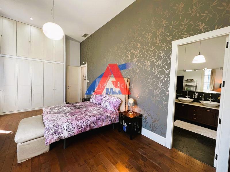Foto 07bc2a28-d5fc-4d83-997a-9c201e7ce3d0. Chalet villa de lujo urbana en elche, zona maitino. en Elche / Elx