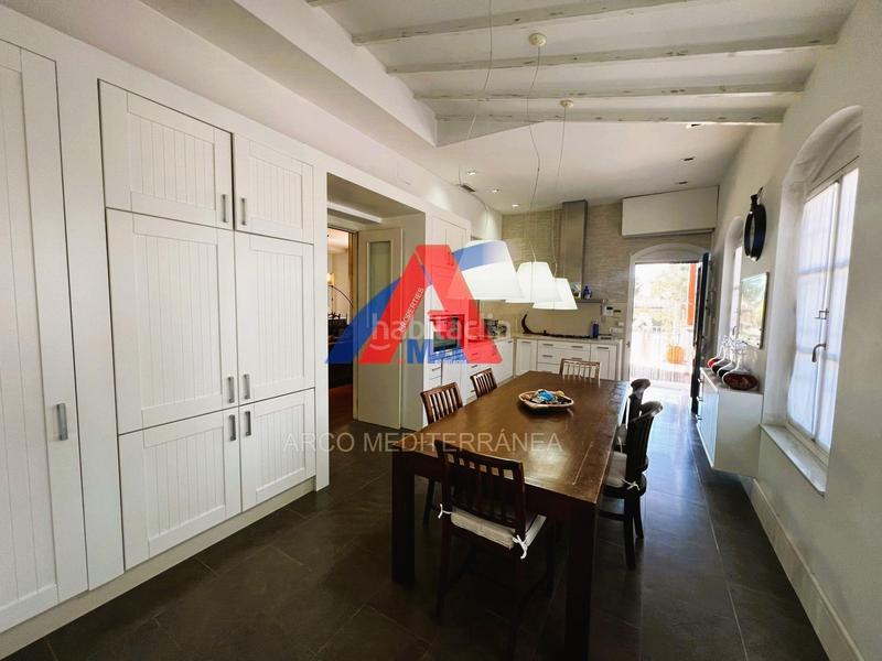 Foto 6ff13919-0b8e-48d0-8ad2-b4973701765b. Chalet villa de lujo urbana en elche, zona maitino. en Elche / Elx