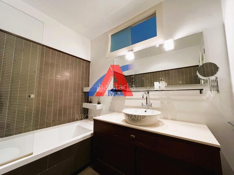 Foto a1156590-5fca-472b-8ba7-a4ba46a91747. Chalet villa de lujo urbana en elche, zona maitino. en Elche / Elx