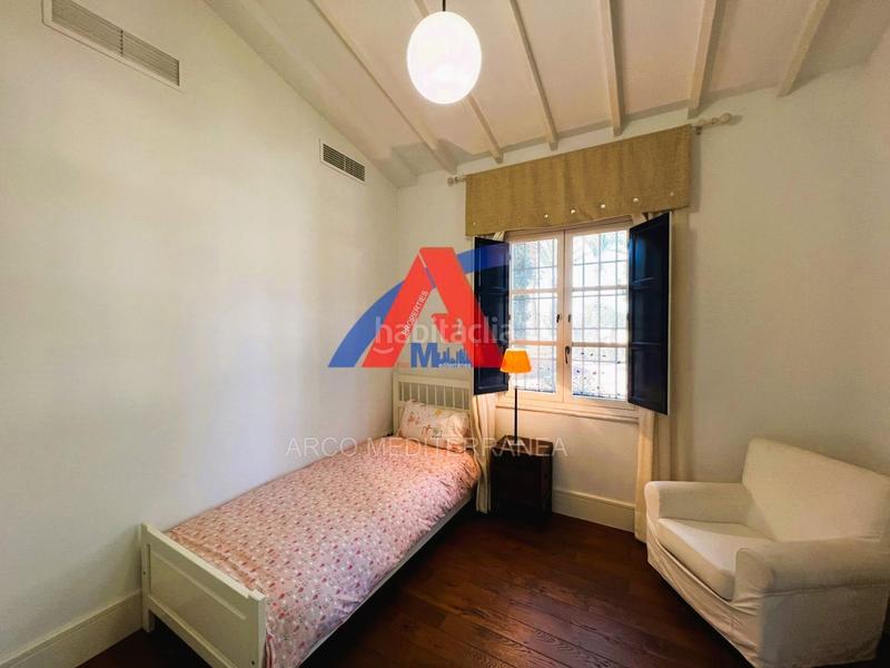 Foto a8e1d625-7803-4553-bd69-d7326eb0dc5c. Chalet villa de lujo urbana en elche, zona maitino. en Elche / Elx