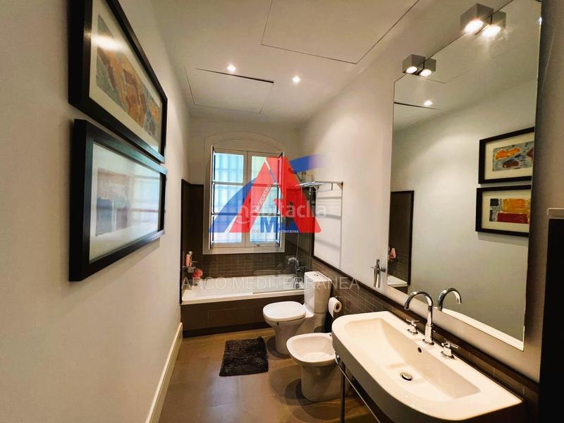 Foto ab1bd420-5bd6-484a-b817-33d0f735f2ae. Chalet villa de lujo urbana en elche, zona maitino. en Elche / Elx