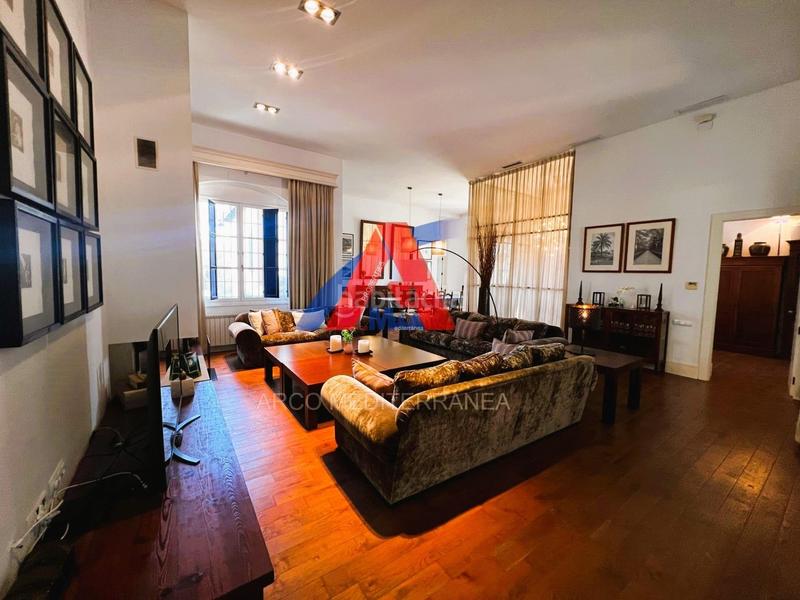 Foto aee83801-1782-42e5-903f-5da25a347ee0. Chalet villa de lujo urbana en elche, zona maitino. en Elche / Elx