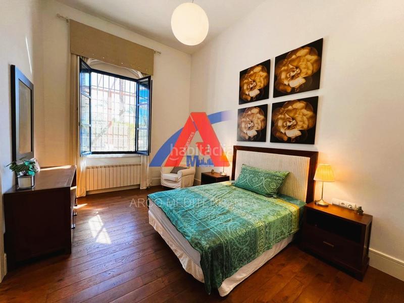 Foto b8e62f62-c268-40ae-ac4f-d1ae0fd9284d. Chalet villa de lujo urbana en elche, zona maitino. en Elche / Elx