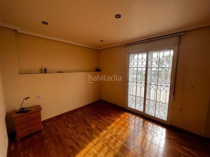 Foto 4eb1a1d0-5ce4-4c99-ba77-14c2353a6ad3. Chalet mit heizung parking in Jubalcoi Elche / Elx