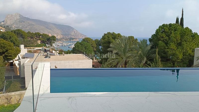 Foto 8fd0d8aa-17de-433a-a318-c73c333f3ff1. Chalet con riscaldamento parcheggio piscina in Mascarat Altea