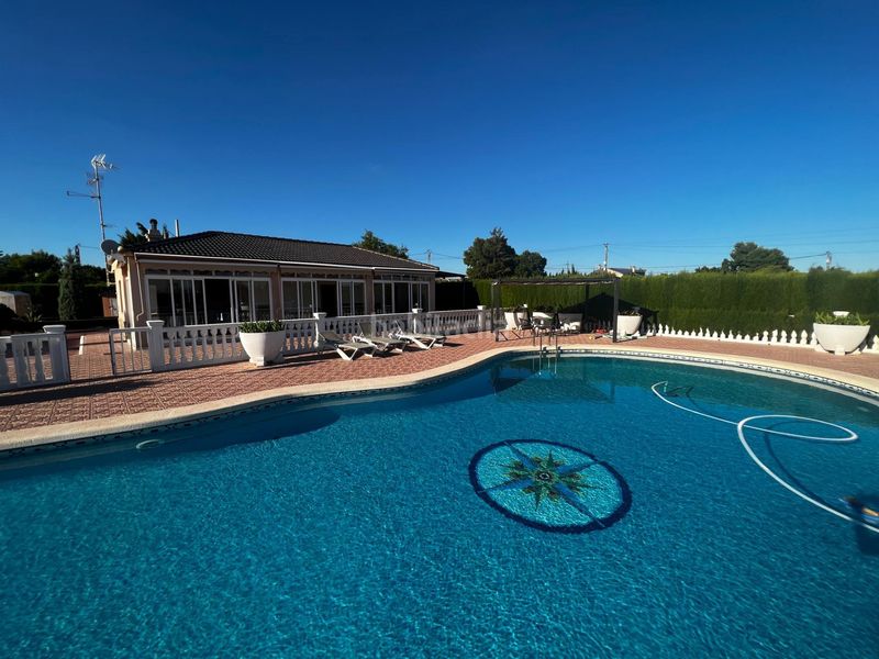 Foto 5ee42088-b296-4228-9808-0550c999a765. Xalet amb aparcament piscina a Perleta - Maitino Elche / Elx