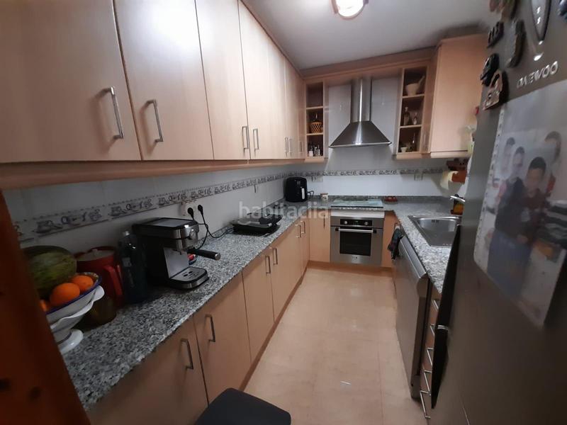 Foto 6f919f4b-01fc-4c43-950c-964e919a26ff. Casa adossada amb calefacció aparcament a Albatera