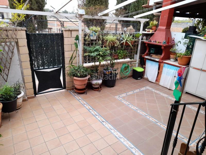 Foto fa7680c8-be7b-415f-a0b6-618c2f0ca657. Casa adossada amb calefacció aparcament a Albatera