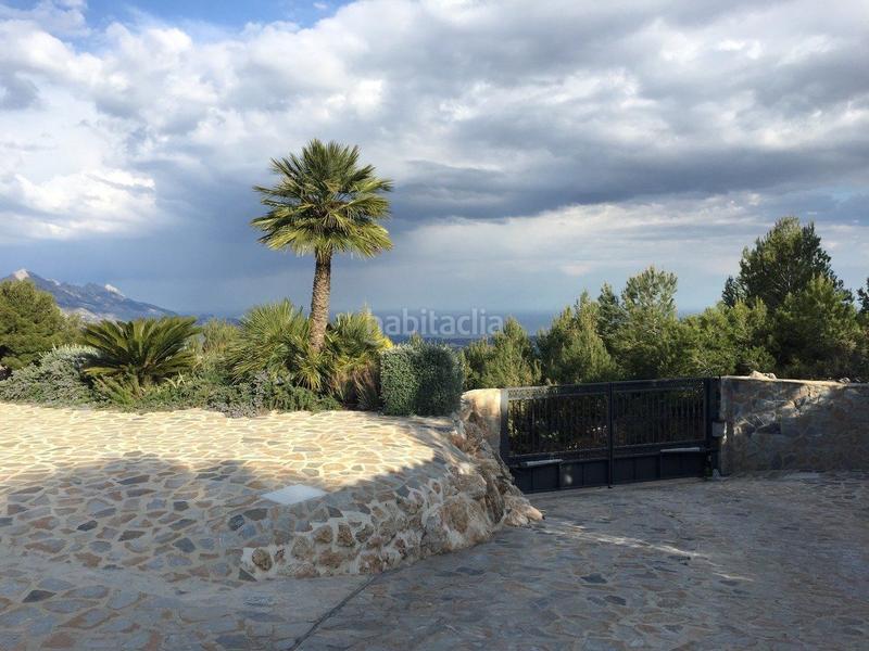 Foto 15be3e9f-6181-4f36-8b34-ec343a319b91. Miete chalet mit heizung parking pool in Benimantell