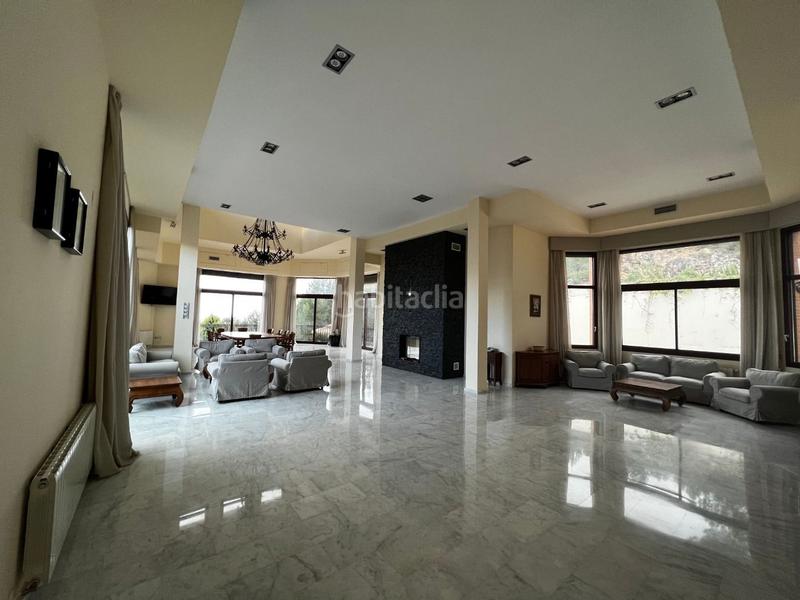 Foto 68a45c4e-6bf7-49ae-a323-f04bb10d61b6. Miete chalet mit heizung parking pool in Benimantell