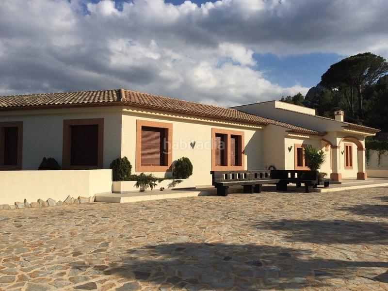 Foto 7fa3cf98-464e-4ee6-a5ad-d9794345805c. Miete chalet mit heizung parking pool in Benimantell