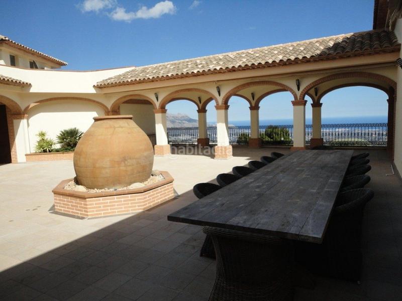 Foto 8bafb421-3417-4b45-b960-e711b86427bd. Miete chalet mit heizung parking pool in Benimantell